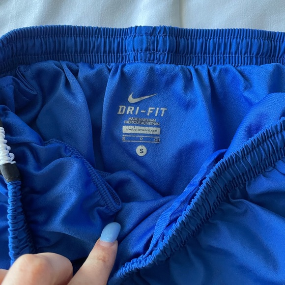 Nike Dri Fit Running Shorts - Picture 2 of 2